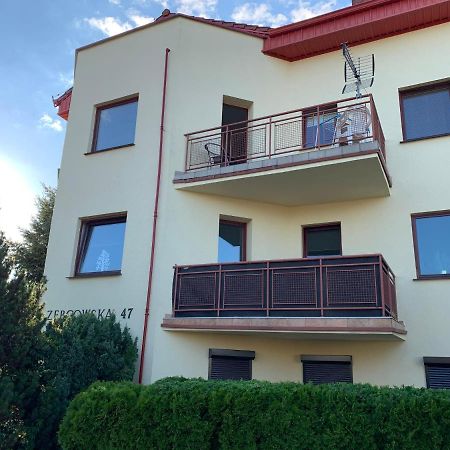 Apartament Pod Gwiazdami Apartamento Ostrów Wielkopolski Exterior foto